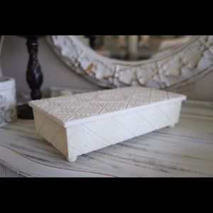 Art Deco vintage off white memory box